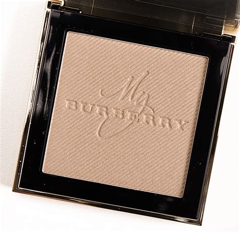 my burberry gold glow powder|Burberry Gold Glow No. 01 Luminizing Powder Review, Photos.